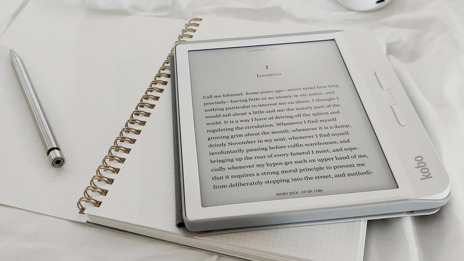 reading ebooks hero image.jpg.optimal