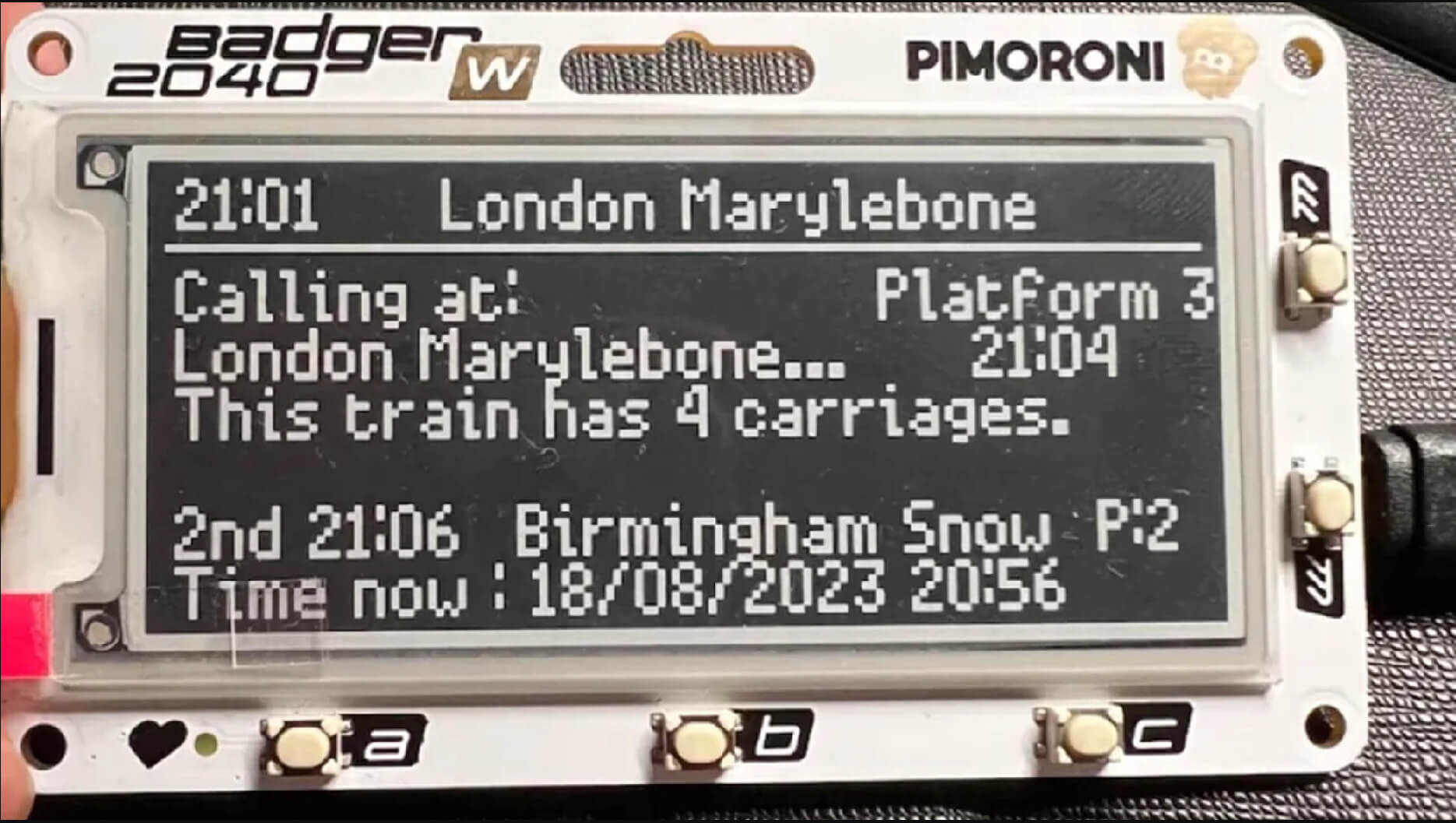 e ink train departure board