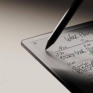 reMarkable Paper Pro Packshot Detail display
